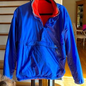 Patagonia men’s reversible glissade. Vintage and in great shape. Size M